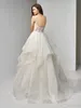 Elegante strapless mouwloze trouwjurken vestido de novia cascading rok trouwjurk met kant bodice lage rug bruidsjurken