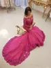 2019 Syrenki Prom Dresses z długim rękawem Tiul z appliqued Formal Party Suknie