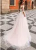 Transparente 3 4 Manga longa Um vestido de noiva de linha de renda branca de rosa pálida Apliques de festas modernas de tule vestidos de noiva do castelo de mar228r