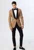 新しい到着新郎マンショールブラックラペル新郎Tuxedosワンボタン男性スーツウェディング/プロム/ディナーBest Man Blazer（ジャケット+パンツ+ネクタイ）G185