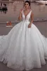 Гламурное платье без рукавов с v-образным вырезом и соборным шлейфом, бальное платье, кружевное свадебное платье невесты, 2020, на заказ