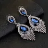 Серьги из хрустальных бриллиантов свисают на кольца свадебные украшения для женщин и песчаный