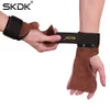 2019 SKDK GRIPS Cowhide Weight Lifting Gloves Gym Fitness Hand Grip Wrist Wraps Support CrossFit Deadlifts Training 조정 가능한 PAD1828706