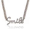 Großhandels-Designer-übertriebene Metallkette mit Diamant-Buchstabe SMILE-Anhänger, kurzer Halsband-Statement-Halskette für Damen in silberner Farbe