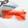 Vente en gros, gelée de mode couleur océan dames lunettes de soleil tendance de haute qualité en verre verres de personnalité féminin uv400