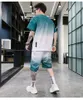 Gradient Summer Short Sleeve Mens Suits Fashion Casual Entertainment Tracksuits Designer Male Pocket Tshirts Pants 2pcs Clothing Sets
