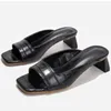 Chinelos 2021 Mules Senhoras Sapatos Baixo Saltos Moda Impressão De Couro De Couro Verão Ao Ar Livre Peep Toe Sandálias