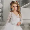 2020 Beach Flower Girl Dresses White Ivory Boho First Communion Klänning För Liten Tjej Långärmad Barn Bröllopsklänning