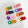 Baby Girls mehrfarbige Blumen Regenbogen Plüsch Haarnadel Kinder Haare Clips Frauen süße Blumenkopfbedecke Kinder Accessoires