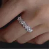 USA: s storlek 6-10 Handgjorda lyxsmycken 925 Sterling Silver Marquise Cut White Topaz Gemstones Women Wedding Flower Band Ring för LOV279V