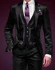 Haute Qualité 3 Pièce Broder Groomsmen Peak Lapel Groom Tuxedos Hommes Costumes Mariage / Bal / Dîner Meilleur Homme Blazer (Veste + Pantalon + Cravate + Gilet) m136