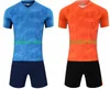 Top-Großhandel 2019 neue personalisierte Mesh-Performance-Sportfanbekleidung für Herren, maßgeschneiderte Fußballtrikot-Sets mit Shorts Fußballbekleidung für Männer