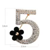 Mode nummer 5 kleine bloem broche volledige strass broche vrouwen sieraden designer pins voor dames goud en zilver groothandel