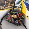 2020 حقائب اليد محافظ أكياس Crossbody غير الرسمية حقائب يدوية حقيقية حقيقية Crossbody حقيبة Femaletote أكياس أزياء جديدة 2709