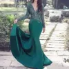 Grüne muslimische Abendkleider, V-Ausschnitt, Meerjungfrau, lange Ärmel, Spitze, islamisches Dubai, Saudi-Arabien, elegantes langes formelles Abendkleid