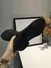 Gorąca sprzedaż - wysokiej jakości skóra na kolanach Buty grube dolne elastyczne wysokie, aby pomóc płaskie buty czarne koronki kobieta but moda