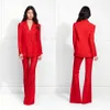 Czerwone suknie wieczorowe satynowe dwa kawałek garnitur płaszcz i spodnie Prom Dress V Neck z długim rękawem Specjalne okazje