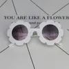Occhiali da sole a fiori per ragazze Occhiali da sole estivi per ragazzi con montatura rotonda Protezione UV Occhiali da vista per bambini all'aperto Occhiali da spiaggia da viaggio LLA1232-T