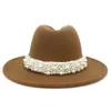 2020 Kobiety szeroko imitacja wełna Fedora Hats Hats Fashion Party Female Dress Hat Pearl Ribbon Decor White Hat2775915