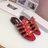 Tasarımcı Slipper Dişli Dipler Kadın Çizgili Sandalet Nedensel Slip Sınıf Huaraches Flip Flopes boyutu35405303837