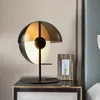 Personnalité Métal Verre Pour Bar Salon Étude Chambre Arrière Moderne Designer Vertical LED Lampe De Table