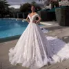 La robe de mariée complémentaire complémentée en dentelle en dentelle en V 3D avec des cristaux robes de mariée corset corset s s s s