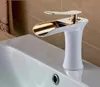 Waterval Messing Vanity Sink Kraan Chrome Badkamer Sink Basin Mixer Tik op 83008