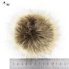 Furling 12st POMS DIY HELA 10 cm Soft Faux Fox Fur Pom Ball för Sticking Hat Tillbehör Nyckelring Tillbehör Q1906068903028