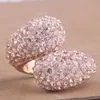 Ny mode lyxig titan rostfritt stål kvinnor bling svart diamant finger ringband bröllop engagemang smycken gåvor för kvinnor grossist
