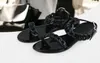 Hot Sale-Chain Beach Shoes Candy Out Sandaler Europa och Förenta staterna Toppkvalitet Gratis Shippi