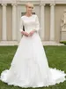 2020 A-line Lace Organza Modest Wedding Dresses With Long Sleeves V Neck Lace Appliques Button Back Modest Bridal Gowns Couture Custom Made