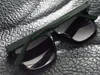 新しいファッション人気のメガネデザイナーレトロなサングラス0417四角フレームのコントラストカラーレッグシンプルな大気スタイル最高品質