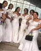 2019 Off Shoulder Mermaid Bruidsmeisjes Jurken Zuid-Afrikaanse Ruches Maid of Honor Toga Satin Cap Sleeves Plus Size Wedding Gast-jurk