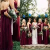 2020 Günstige Burgunderrote lange Brautjungfernkleider Tüll gerafft One-Shoulder-Neckholder Strand Land Trauzeugin Kleid nach Maß