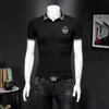 Męskie koszulki polo designer koszule dla mężczyzny moda fokus haft haft wąż podwiązka małe pszczoły wzór ubrania ubrania tee czarno -białe męskie koszulka 5xl