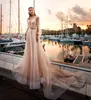 Splendidi abiti da sposa con perline A Line Sheer Deep V Neck Maniche lunghe Abiti da sposa Sweep Train Tulle robe de mari￩e