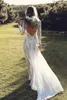 Abiti da sposa a sirena bohémien firmati con maniche lunghe Abito da sposa boho country country sexy senza schienale in pizzo Francia retrò Hippies economici