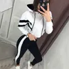 Yeni Moda Tasarım Kazak Suit Hoodies Renk Eşleştirme Kadın Hoodie Açık Göbek Kazak Suit İki Parçalı S-XL Boyutu 4 Renk