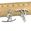 Partihandel Parti 100pcs Ski Kids Antika Silver Charms Pendants Smycken Resultat DIY för halsband Armband 23 * 26mm DH0810