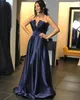 Vestidos de noite do vintage para venda 2018 decote do envelope Ruched A Line Sweep Trem Azul Marinho Evening Party Dresses Mulheres