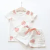 Partihandel 2st Set Casual Kids Clothing Baby Girls Cloths Songer Heart Printed Girl Tops Shirts Shorts Suits Barnkläder