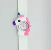 Kids Unicorn Watch 3d Cartoon Unicorn Kuvars Kol saati Silikon Band Slap Saat İzle Çocuk Hediye Doğum Günü Saatleri GGA34148427852