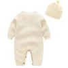 Vestiti per bambini Beige Twist lavorato a maglia Infantile per bambina Tuta Baby Boy Pagliaccetto Caps 2PCS Set Inverno Caldo Maglione neonato Outfit 3 colori BT4595