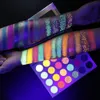 24 färger Aurora Glow Luminous Eyeshadow Palette Neon Stage Clubing Eye Shadow Pallete Acceptera din LOGO6064794