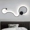 Lámparas de pared LED de serpiente, luces curvas creativas minimalistas modernas, lámpara de luz acrílica creativa, aplique de cinturón nórdico para Dec215s