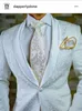 Witte bruiloft smoking bruidegom slijtage sjaal revers groomsmen outfit man blazers 2 stuk trajes de hombre kostuum thuis yy125
