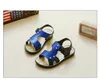 Caldi sandali per bambini Scarpe con fibbia da spiaggia per bambini Scarpe antiscivolo per bambini all'aperto Taglia estiva23 - 35