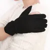 Fashion- leather gloves Women warm wool gloves in a variety of color choices