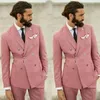 Mariage Smokings Pink Plaid hommes Slim Fit double boutonnage Peaked Lapel Groom Wear Dîner officiel Prom Party Costumes Blazer (veste + pantalon)