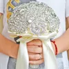 Luxuoso broche de cristal bouquet marfim de buquê de cetim de cetim de cetim de cetim de cetim de cetim Buquetes de casamento acessórios de casamento 4228290